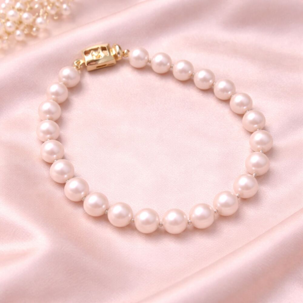 Monet Hand Knotted Off White Faux Pearl Bracelet  7 1/2"